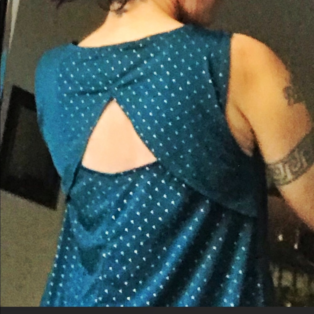 🌸2 for $20 Rock and Republic top